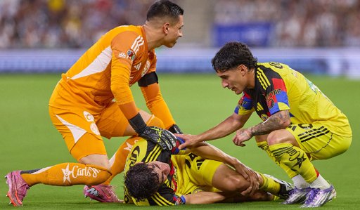 Grave Lesión de Dagoberto Espinoza Sacude la Defensa del Club América